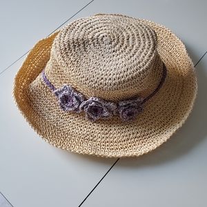 Toucan Hats New York Weave Flower Hat